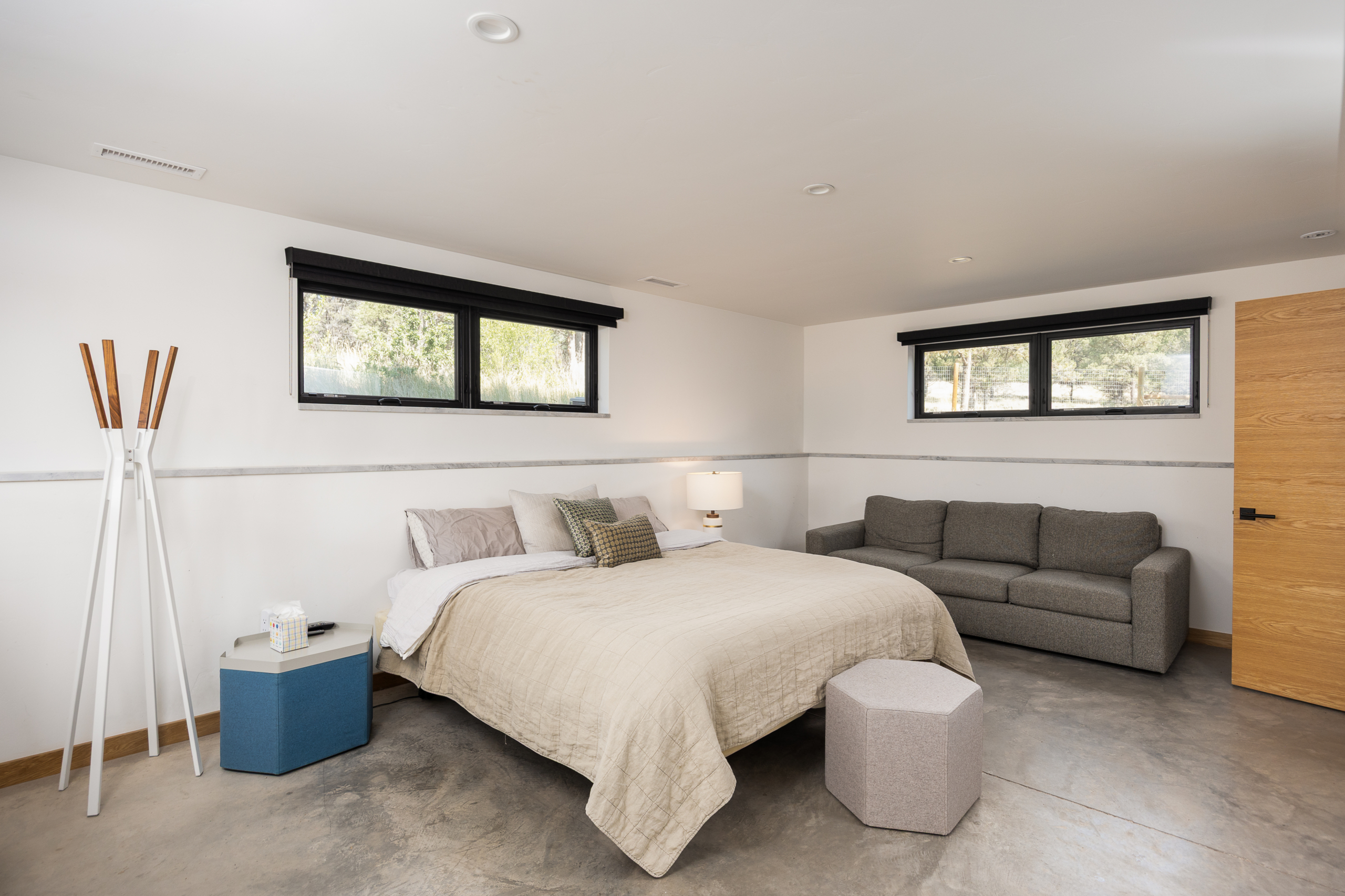 200 Pleasant Valley