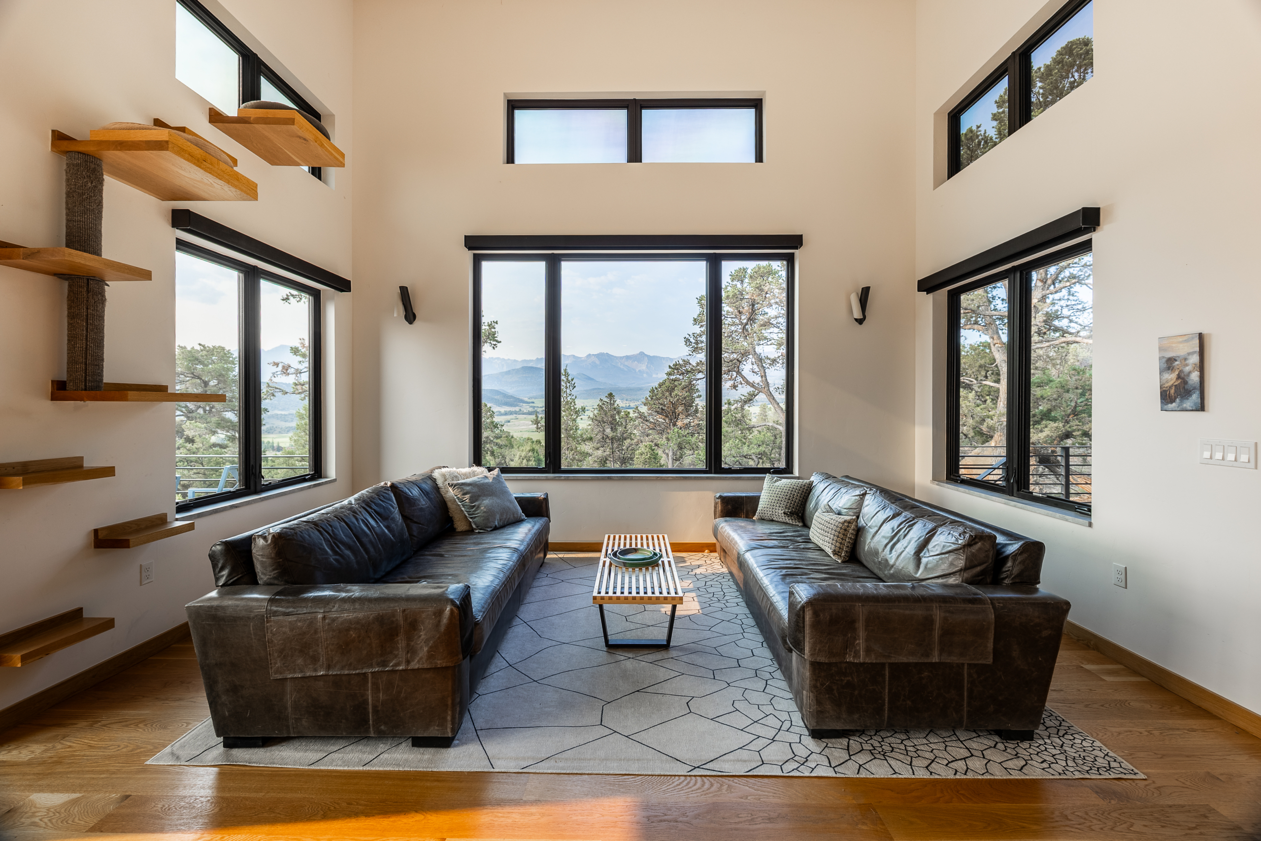 200 Pleasant Valley